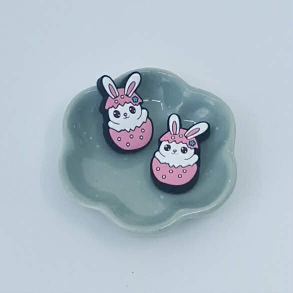 Påskehare med rosa egg