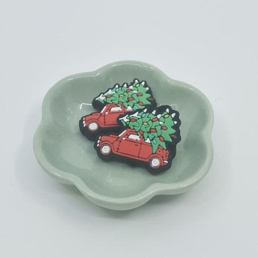 Bil med juletre pinnestopper