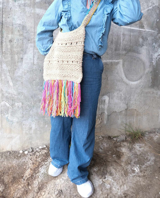 #AND ALL THAT FRINGE VESKE - Printet utgave