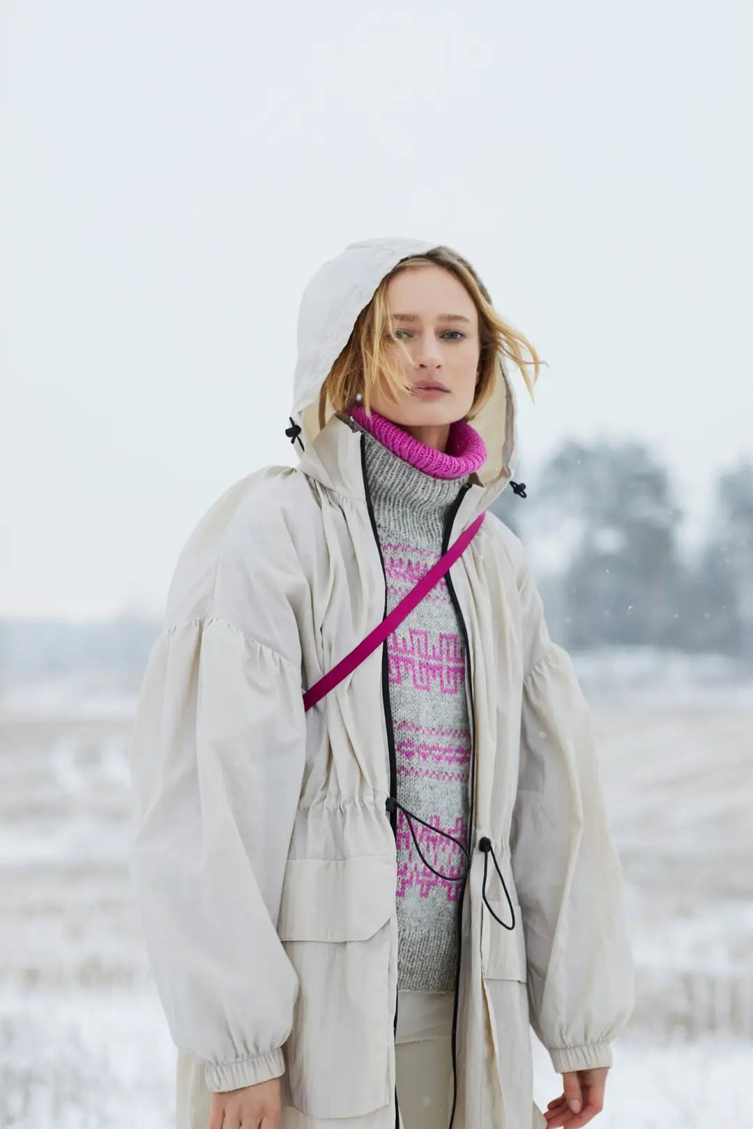 Fjæregenser strikkepakke