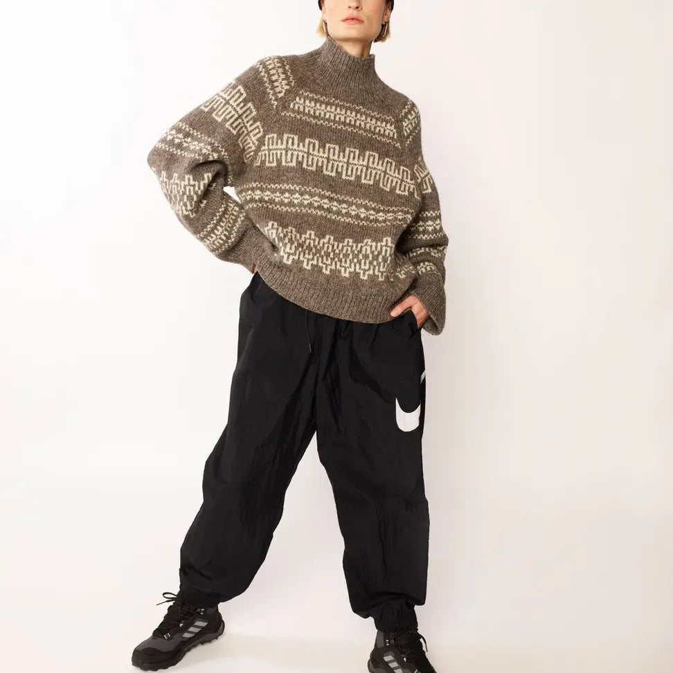 Fjæregenser strikkepakke